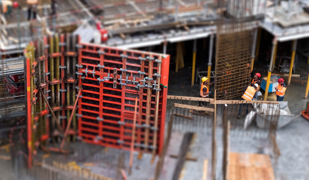 Elevate Construction Projects with Schedule Oversight & Data Analytics